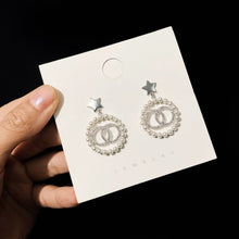 Load image into Gallery viewer, Women's Geometric Drop Earrings 2021 New Round Pendant Earrings Party Jewelry Gift Golden Fashion Trend Fashion Stud Earrings