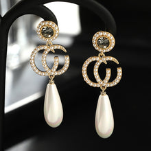 Load image into Gallery viewer, Women's Geometric Drop Earrings 2021 New Round Pendant Earrings Party Jewelry Gift Golden Fashion Trend Fashion Stud Earrings