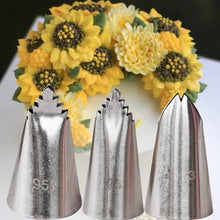 Load image into Gallery viewer, 95#951#113# Leaves Icing Piping Nozzle Sunflower Pastry Nozzles For Cakes Decorating Tools кондитерские товары Cream Decoators