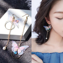 Load image into Gallery viewer, Korean Retro Asymmetric Butterfly Imitation Pearl Earrings Fashion Round Flower Brincos Long Statement Wings Earrings Jewelry
