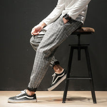 Load image into Gallery viewer, Dropshipping Japanese Streerwear Men Plaid Pants 2020 Autumn Fashion Slim Man Casual Trousers Korean Male Harem Pants
