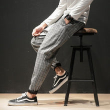 Load image into Gallery viewer, Dropshipping Japanese Streerwear Men Plaid Pants 2020 Autumn Fashion Slim Man Casual Trousers Korean Male Harem Pants
