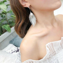 Load image into Gallery viewer, Korean Retro Asymmetric Butterfly Imitation Pearl Earrings Fashion Round Flower Brincos Long Statement Wings Earrings Jewelry
