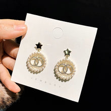Load image into Gallery viewer, Women's Geometric Drop Earrings 2021 New Round Pendant Earrings Party Jewelry Gift Golden Fashion Trend Fashion Stud Earrings
