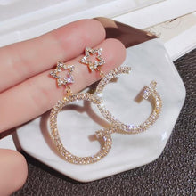 Load image into Gallery viewer, Women's Geometric Drop Earrings 2021 New Round Pendant Earrings Party Jewelry Gift Golden Fashion Trend Fashion Stud Earrings
