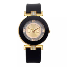 Load image into Gallery viewer, Reloj Mujer Women 's Watches 2021 New Brand Luxury Fashion Quartz Ladies Silicone Matte Wristwatch Relogio Feminino
