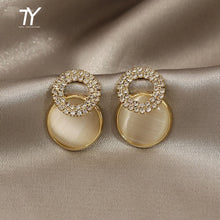 Load image into Gallery viewer, Elegant and Exquisite Opal Petal Circle Stud Earrings For Woman 2020 New Classic Jewelry Luxury Party Girl's Unusual Earrings
