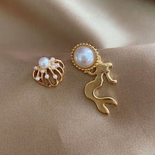 Load image into Gallery viewer, 2021 New Cute Animal Stud Earrings for Women Temperament Horse Kitten Owl Pearl Rhinestone Earring Girls Birthday Party Jewelry
