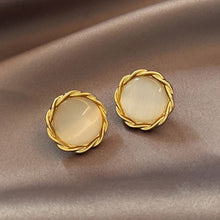 Load image into Gallery viewer, Elegant and Exquisite Opal Petal Circle Stud Earrings For Woman 2020 New Classic Jewelry Luxury Party Girl's Unusual Earrings
