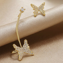 Load image into Gallery viewer, Korean Retro Asymmetric Butterfly Imitation Pearl Earrings Fashion Round Flower Brincos Long Statement Wings Earrings Jewelry
