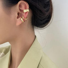 Load image into Gallery viewer, 2020 Fashion Frog Ear Cuffs Siliver Ear Cuff Clip Earrings For Women Earcuff No Piercing Fake Cartilage Earrings
