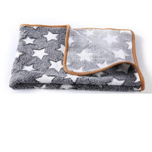 Load image into Gallery viewer, Soft and Fluffy High Quality Fluffy Cute Star Printing Pet Mat Warm and Comfortable Pet Blanket for Dogs and Cats Pet Supplies
